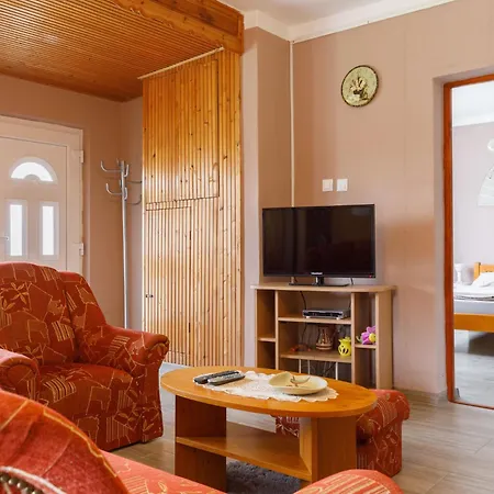 Casa vacanze Wolf By Interhome